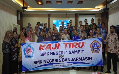 SMKN 5 Banjarmasin Menerima Kunjungan Studi Tiru SMKN 1 Sampit Tahun 2024