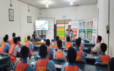 SMKN 5 Banjarmasin menyelenggarakan kegiatan Guru Tamu Mengajar bekerja sama dengan PT. Maju Perkasa Indonesia (AXEL) Tahun 2026